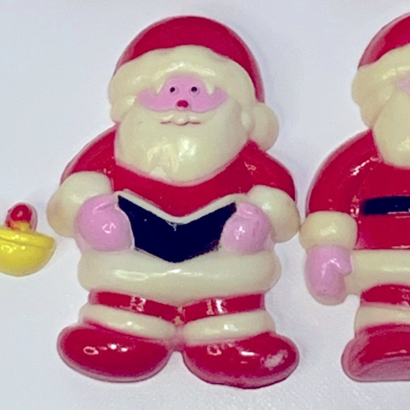 Vintage Christmas Santa Claus Plastic Fridge Magnets Lot Of 8 - Picture 3 of 14